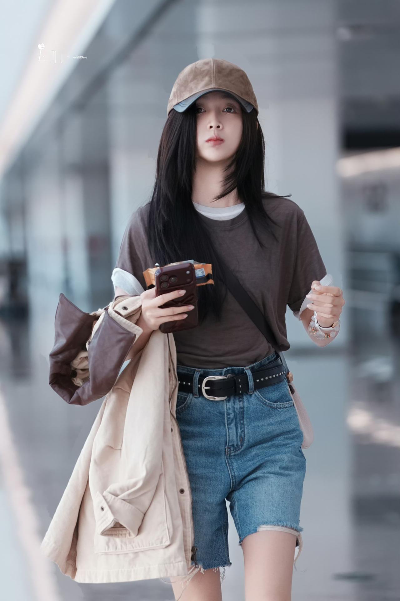 简约耐看的日常穿搭，吴宣仪私服审美在线