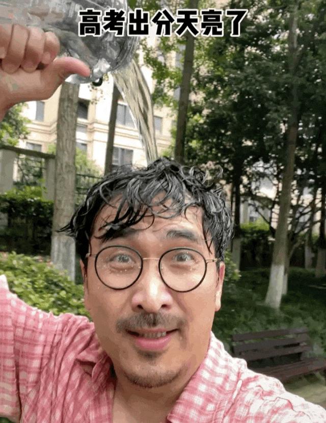 跟着暴叔走，专科不输清北，就业逆袭985，穷人真的太需要了！
一个名为暴叔的留学