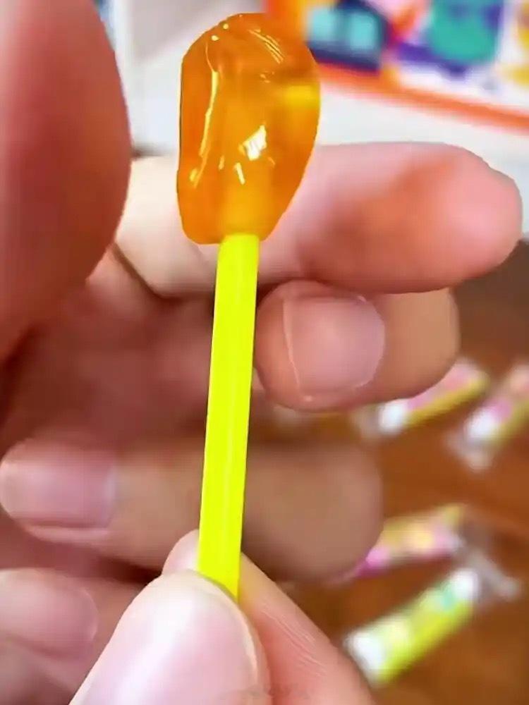 童年的回忆——泡泡胶你们玩过吗？ 