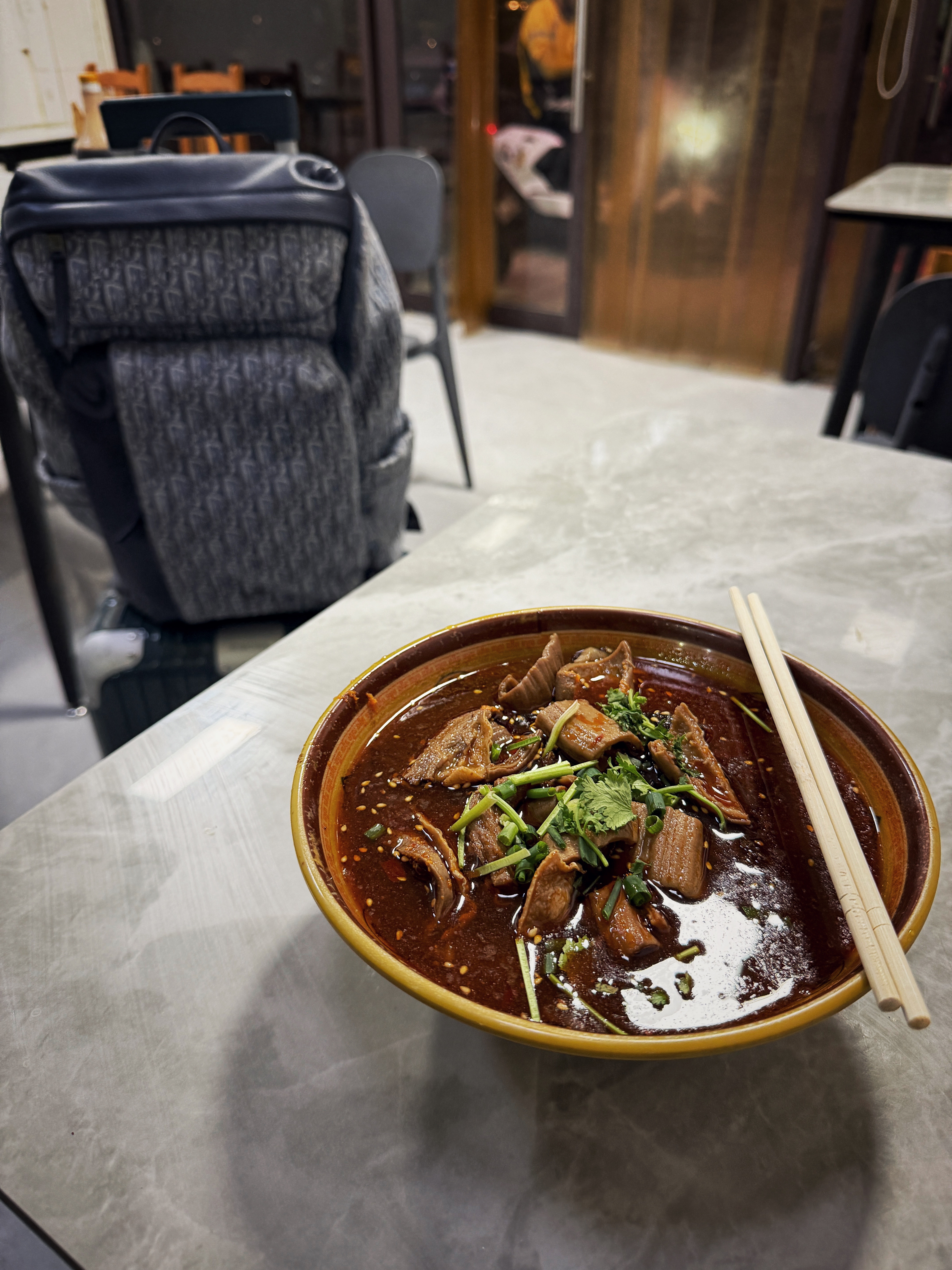 落地直奔这里，很久没吃这碗面，甚至有些挂念🍝 