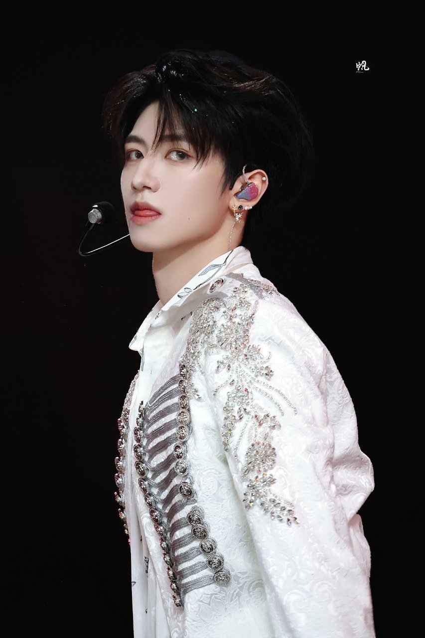 朱志鑫直拍机位朱志鑫直拍镜头 朱志鑫直拍镜头🈶 