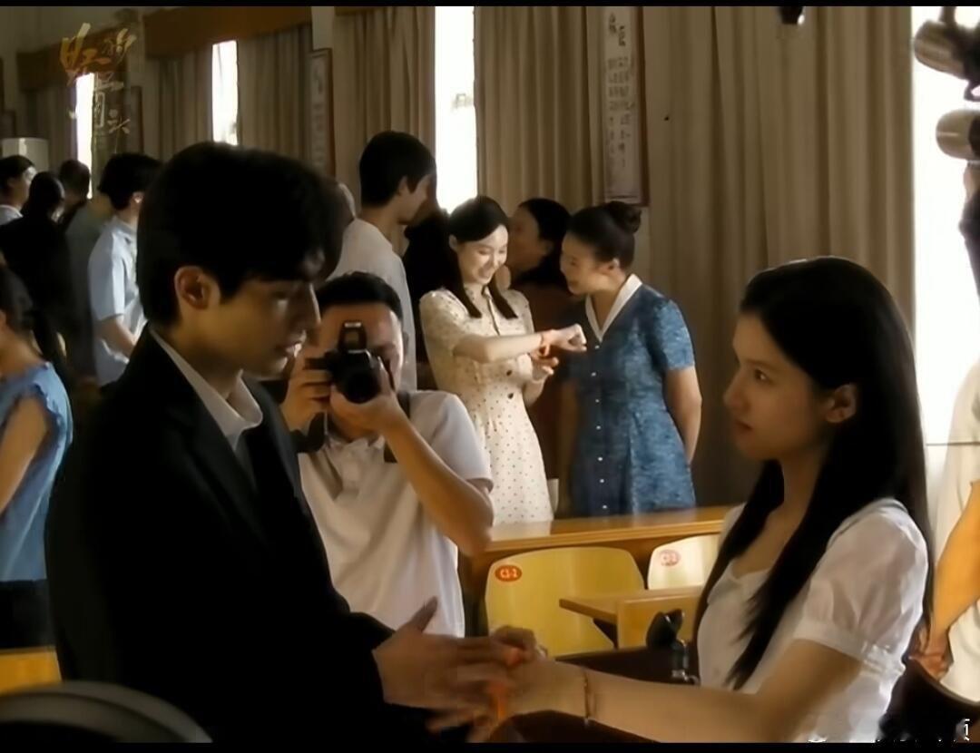 宋威龙张婧仪古早DV滤镜我的天这种滤镜加持，我的天菜要来了吗！什么时候上，我可得