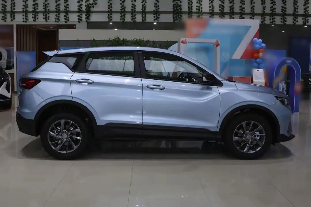 吉利缤越超能Max 7月16日就要上市啦。它定位小型SUV，搭载1.5升动力。目