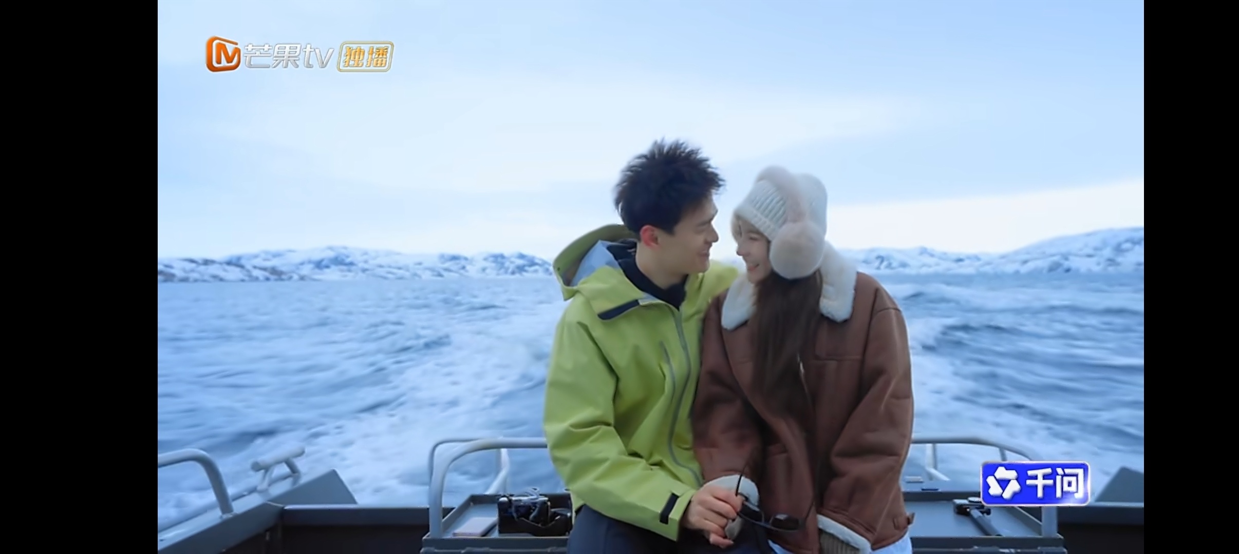 张豆豆还欠孙杨九个吻 孙杨张豆豆甜起来了，孙杨不迟到收获张豆豆十个吻的承诺，然后