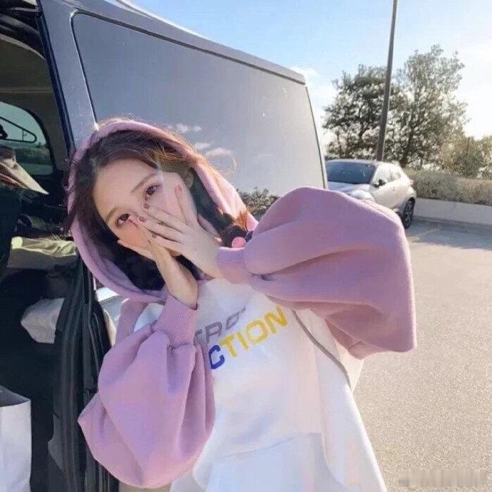 我觉得能把女朋友不经意间提过的事情处理得又快又好 这是一个非常非常非常加分的点 