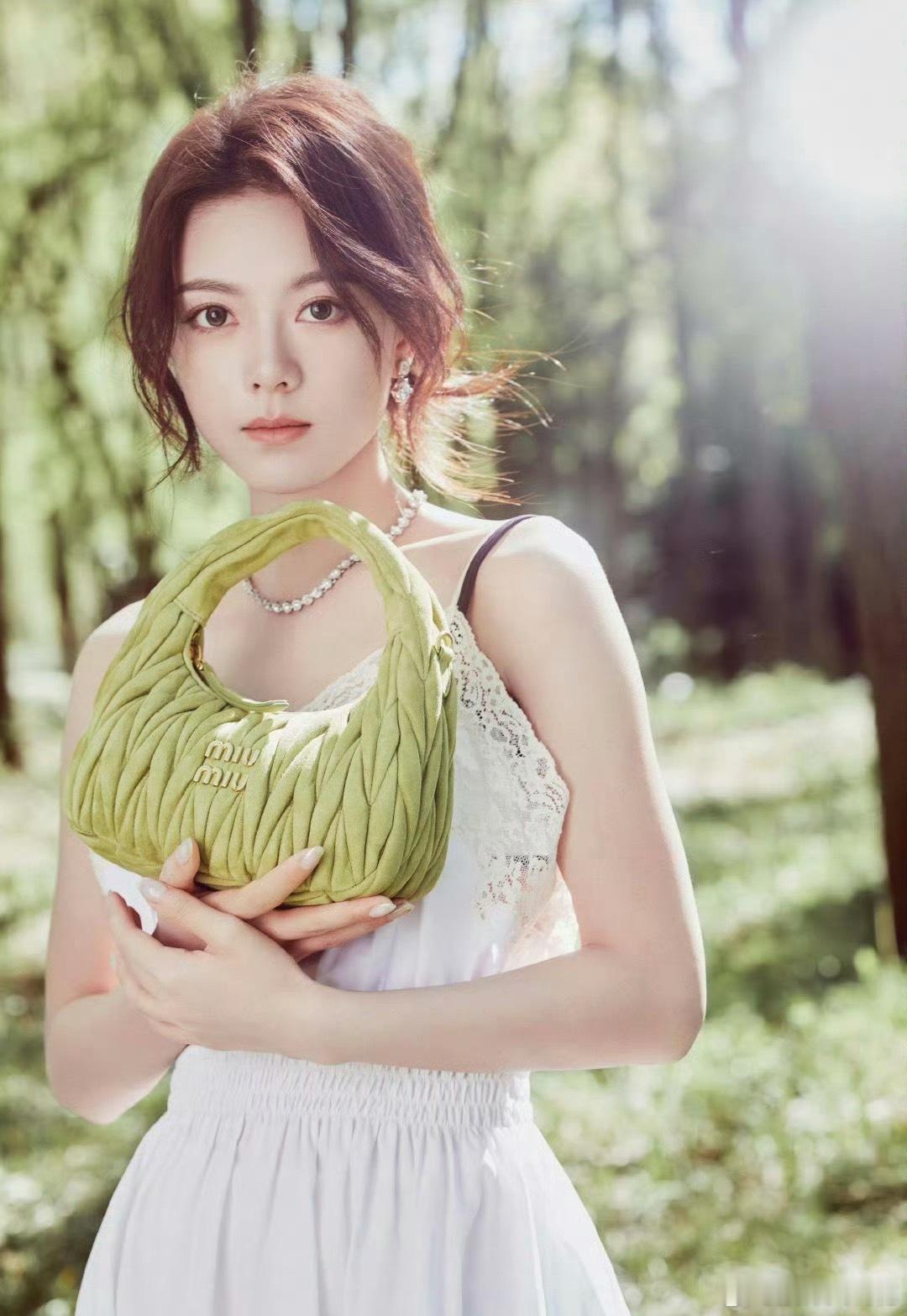 赵今麦、刘浩存、李兰迪、卢昱晓miumiu大片，谁的表现力赢了 ​​​