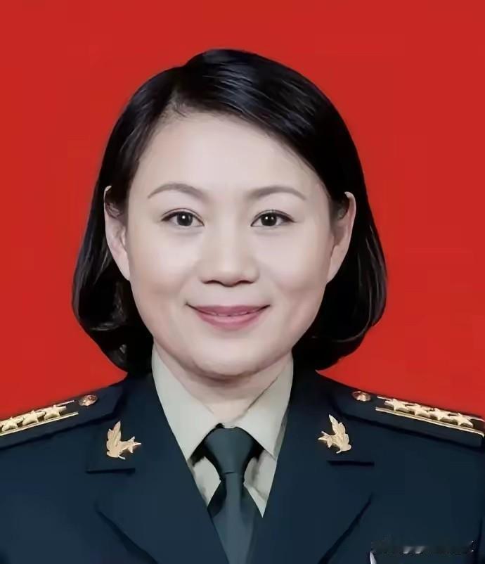 许世友的孙女许道江，和丈夫大吵一架之后，满腹委屈无处倾诉，思来想去，最后把电话打