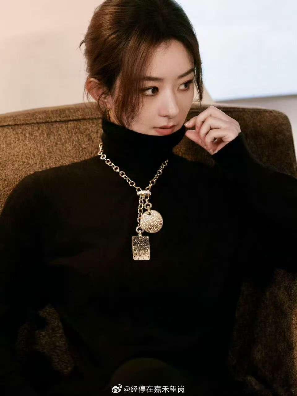 赵丽颖春秋大片赵丽颖小妈文学赵丽颖春秋大片，好带感，[心] ​​​