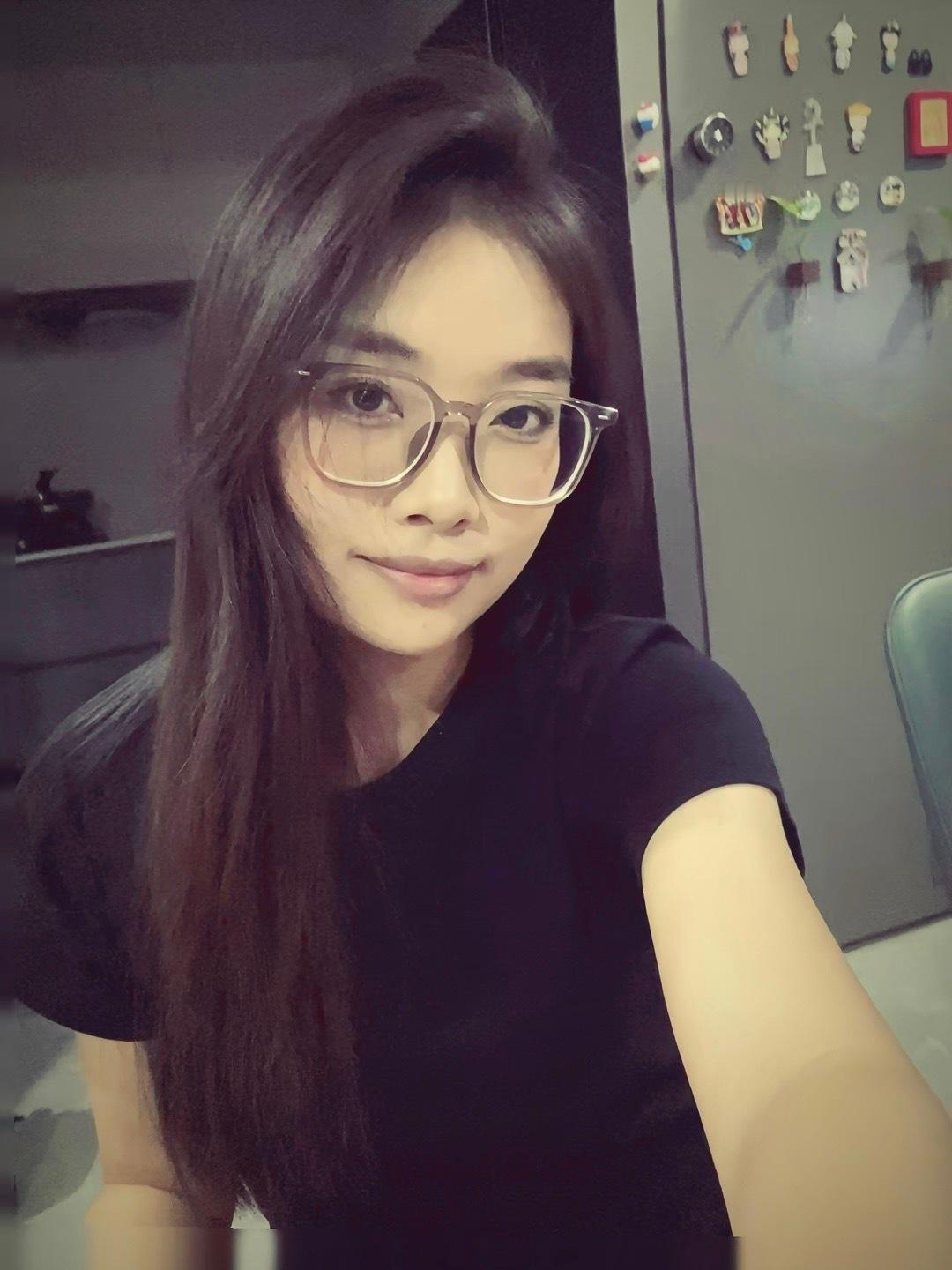 我补药开学啊... ​​​