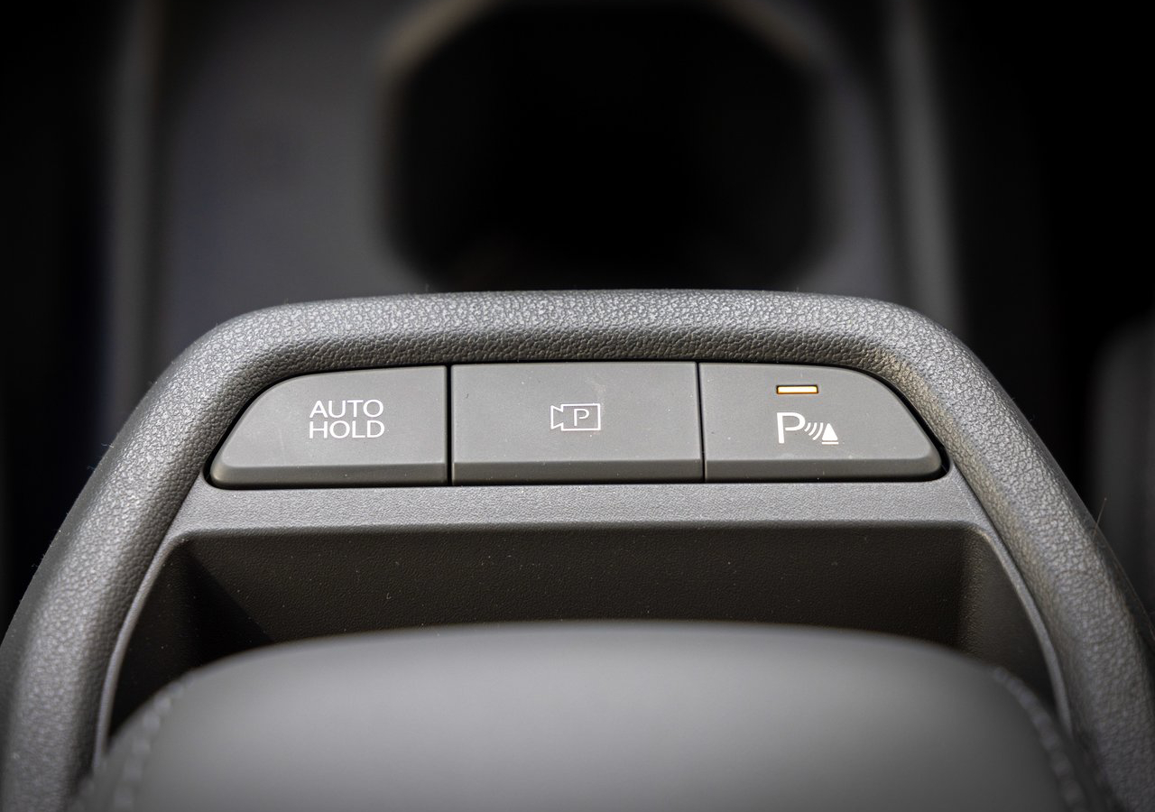 起亚  2027 Kia EV2，是起亚面向欧洲市场打造的入门级纯电小型SUV，