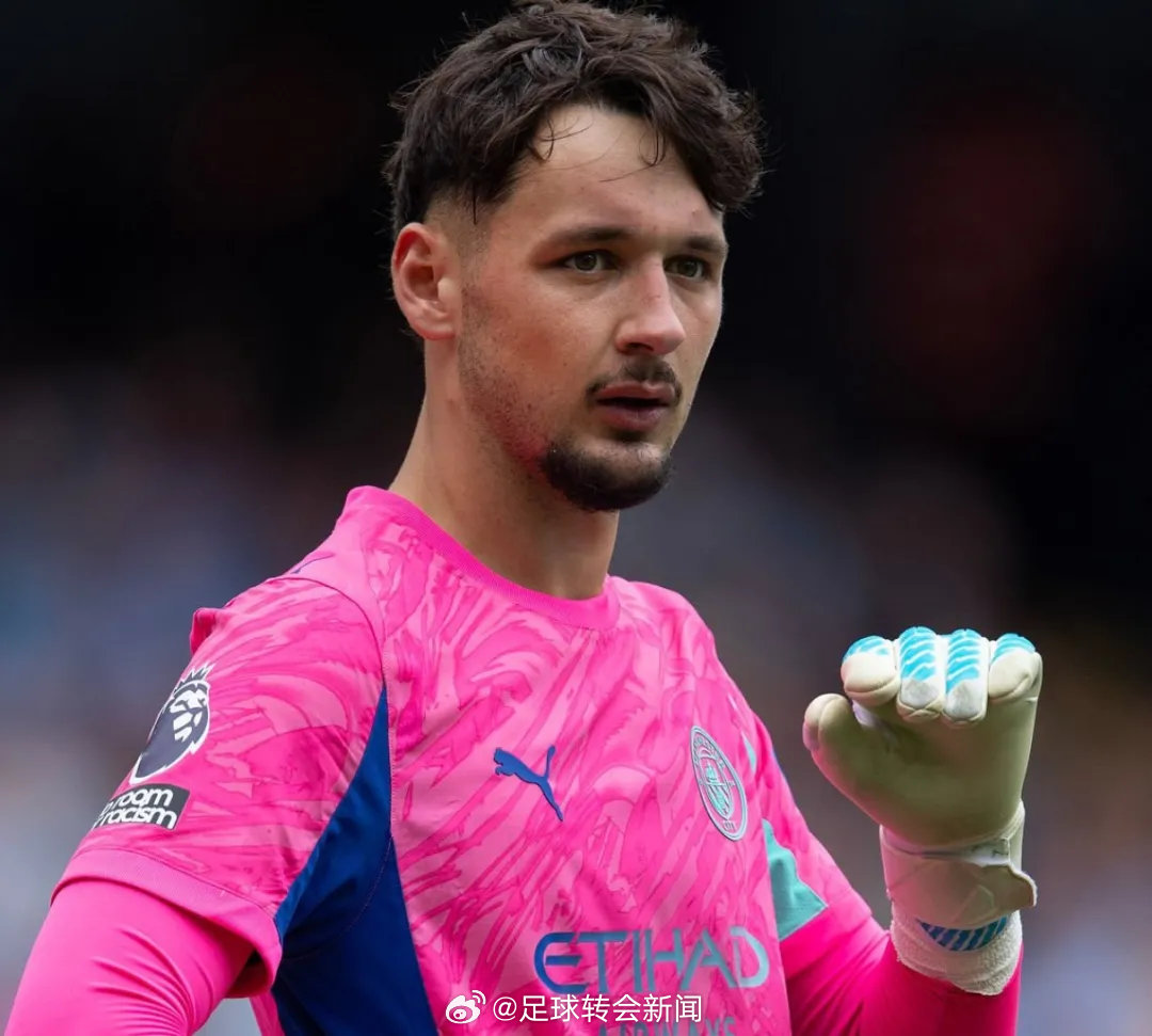 瓜迪奥拉确认特拉福德将取代唐纳鲁马，出任卡拉宝杯决赛的首发门将。 