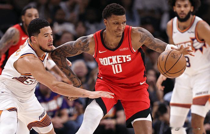 小贾巴里史密斯兑现天赋！最近六场什么水准，连续15+表现进步明显




小贾巴