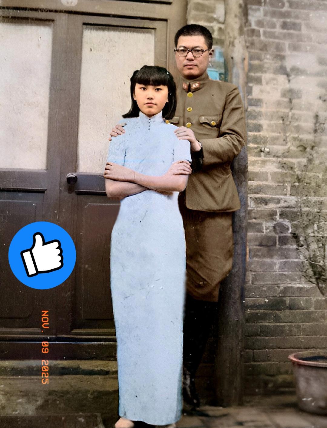 1938年6月，一个日军中佐陪记者逛太原的日本商店时，看见了一户人家内院的妙龄女