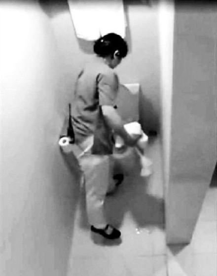 全季酒店再曝毛巾擦马桶！5年内两陷丑闻，回应还自相矛盾
太恶心！12月6日，江苏