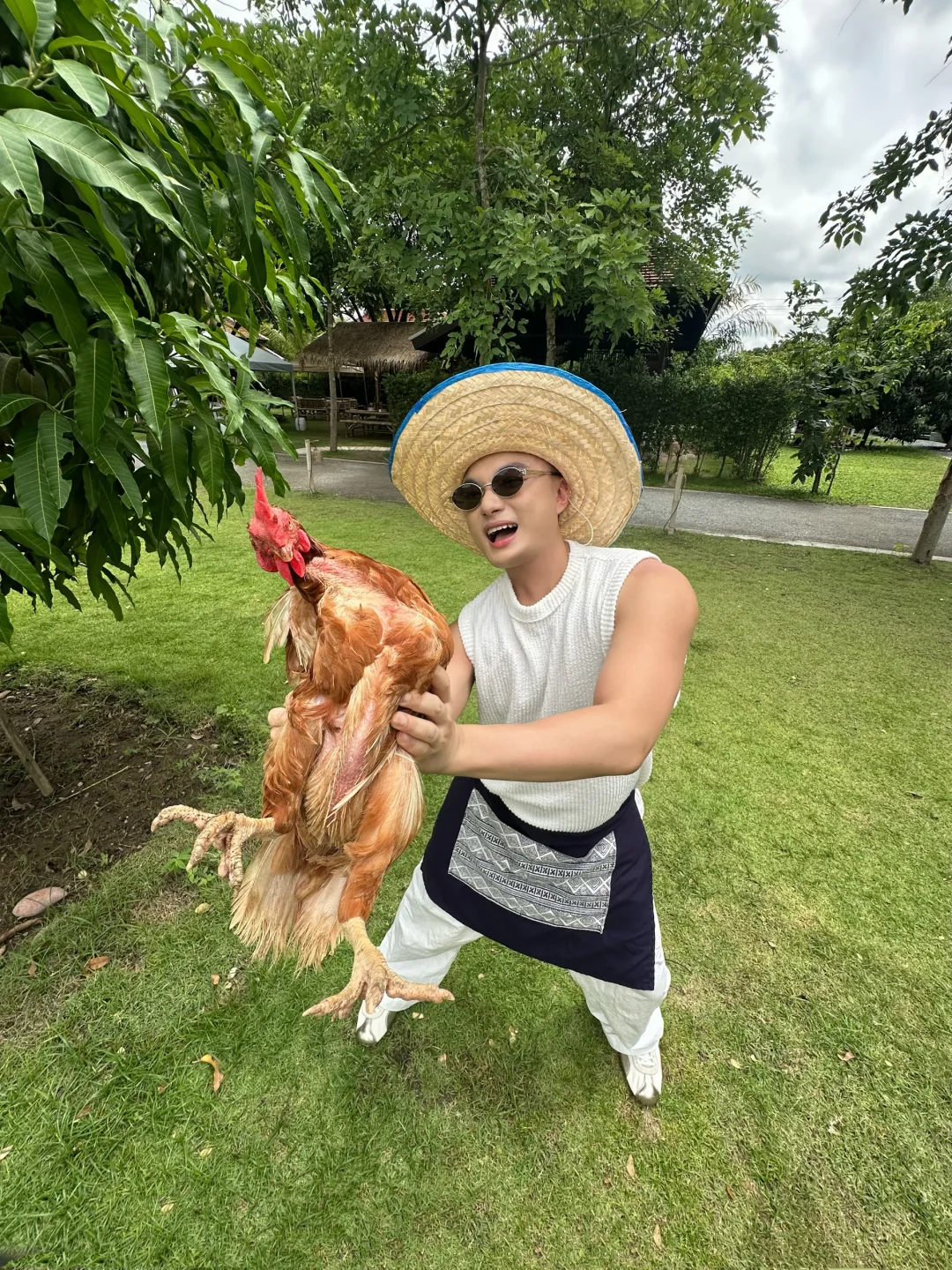来奶奶厨房抓鸡啦٩(˃̶͈̀௰˂̶͈́)و🐓🥘🌶️