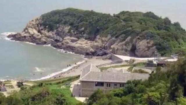 一旦台海爆发冲突，最难啃的骨头不是台湾本岛，而是距大陆仅50公里的东引岛！很多人
