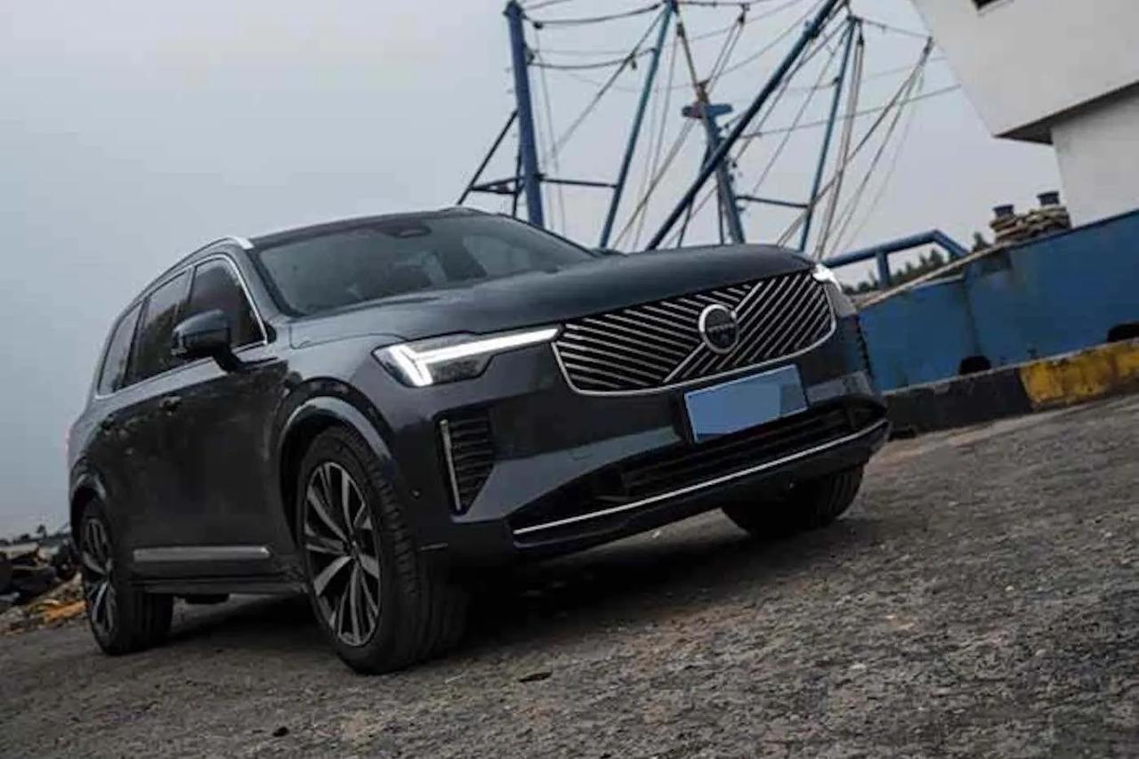 抢着限时价买全新XC90，沃尔沃车主道出了实话。

之前，趁着沃尔沃全新XC90