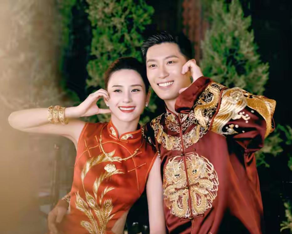 被嘲豪门赘婿，窦骁凭一个角色逆风翻盘
2023年窦骁娶了何超莲后，直接被贴上豪门