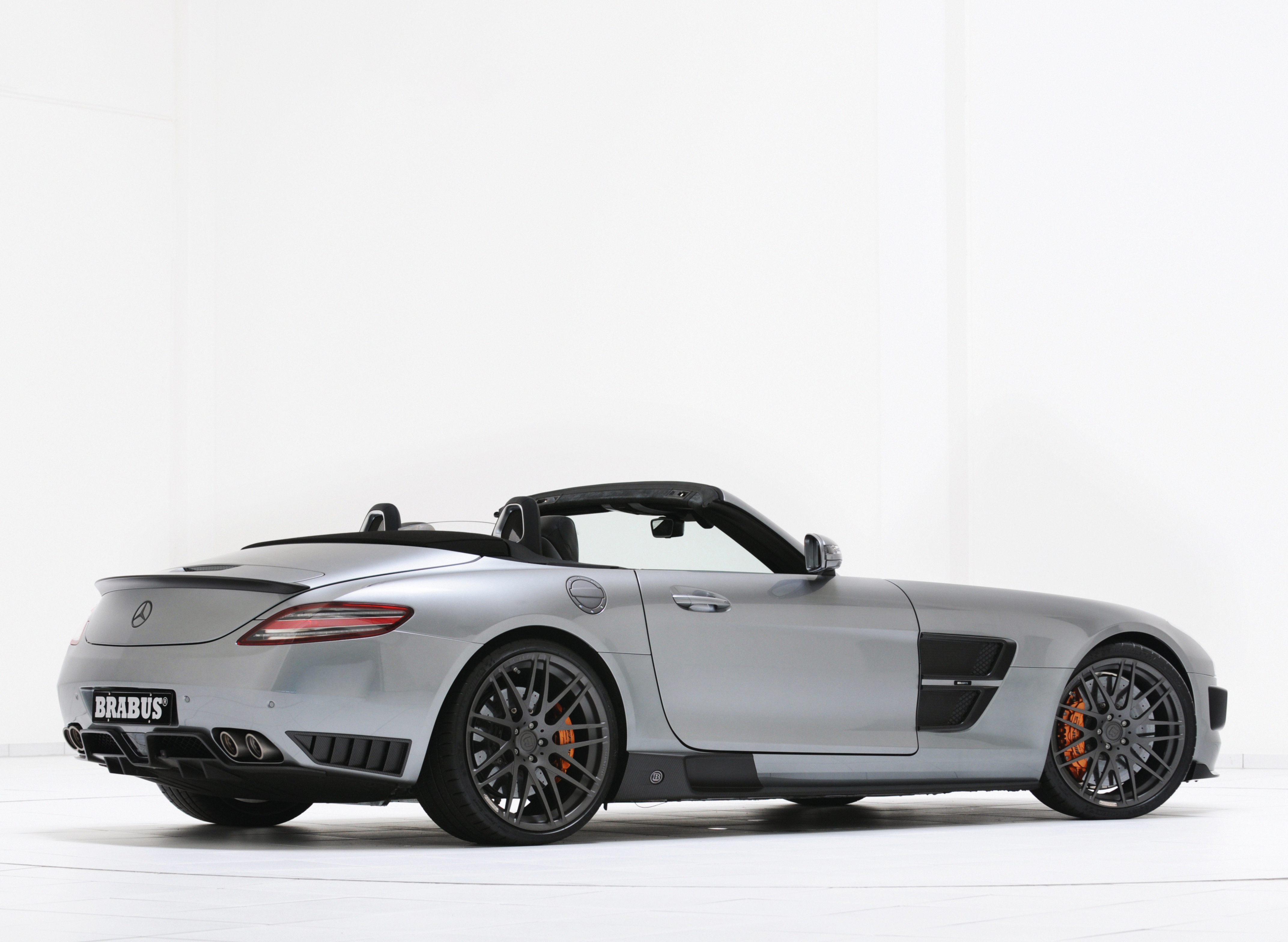 Brabus Mercedes-Benz SLS 63 AMG Roadster