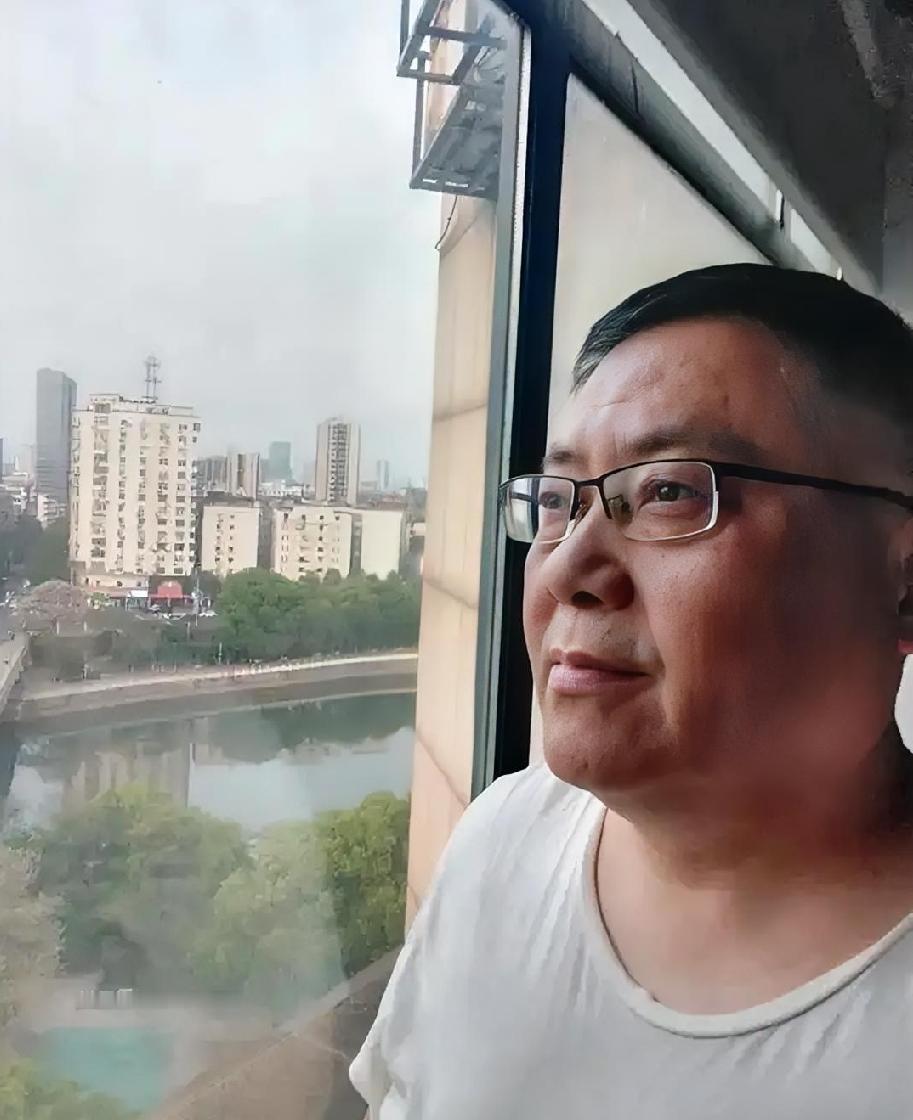 人呐，上了岁数就一定要服老，不能逞强。

我是63年的兔子，巨蟹座，今年7月满整