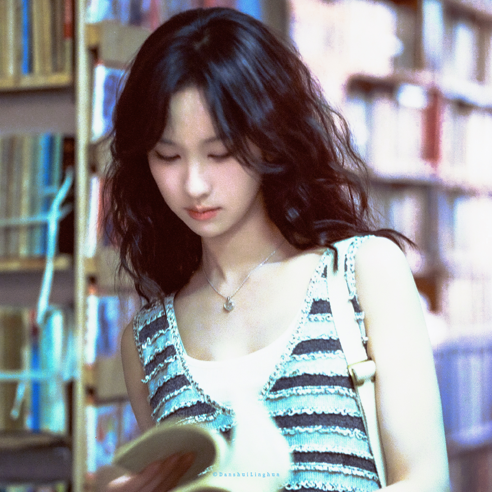 路过街角的书店📖｜陈都灵 
