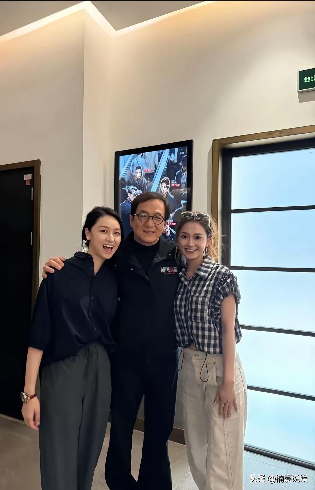 龙叔的精神气还在[赞][赞]