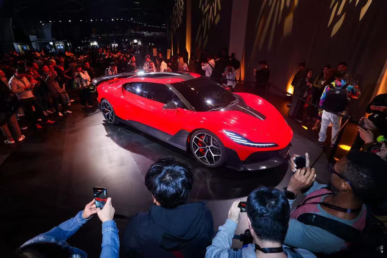 4月27日，加利福尼亚州旧金山，生而全球的高端新能源品牌追觅星空计划，继2026