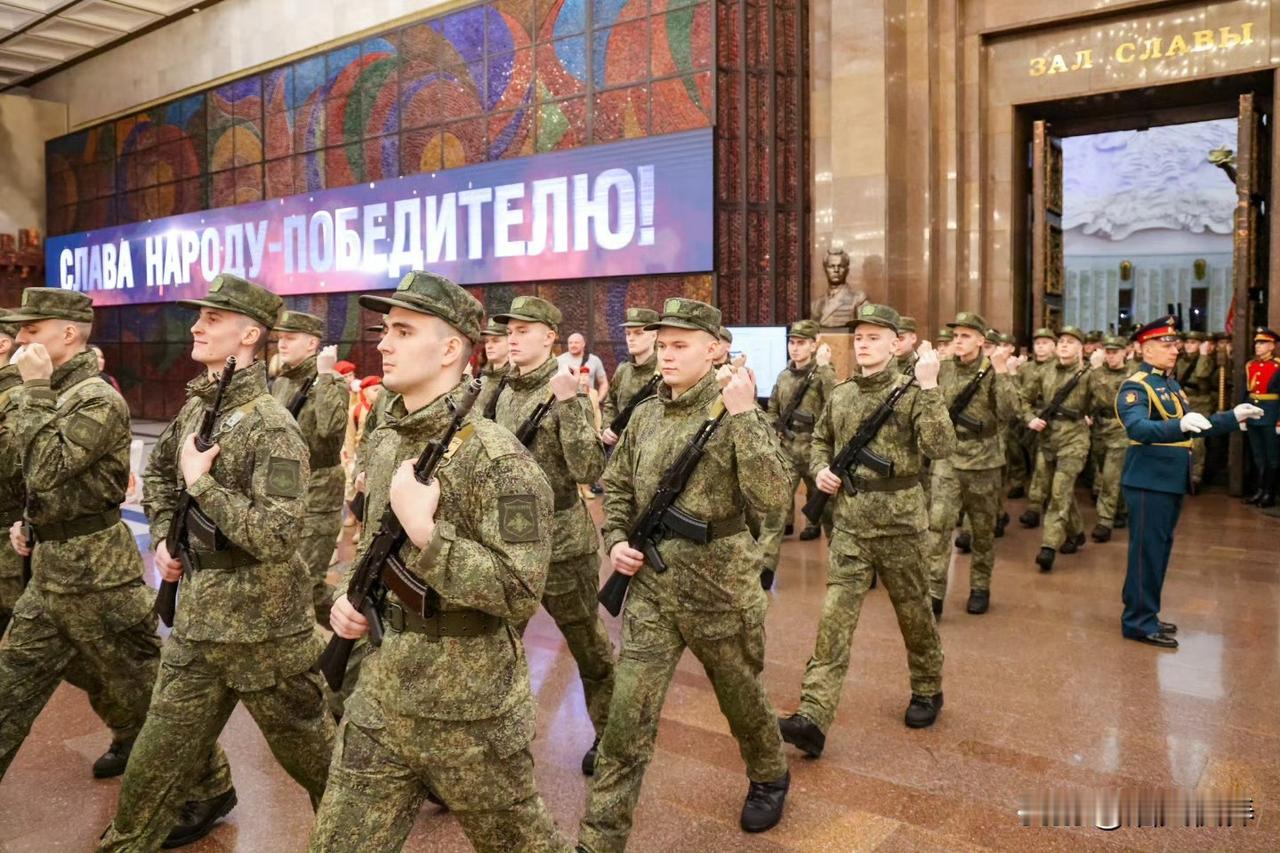 俄罗斯普列奥布拉任斯基团，新兵在莫斯科宣誓俄罗斯