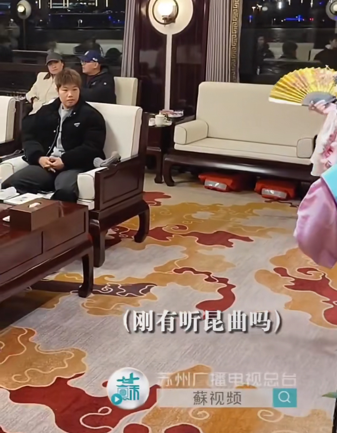 我服了你们仿佛绑架了我小黄姐！！！ 