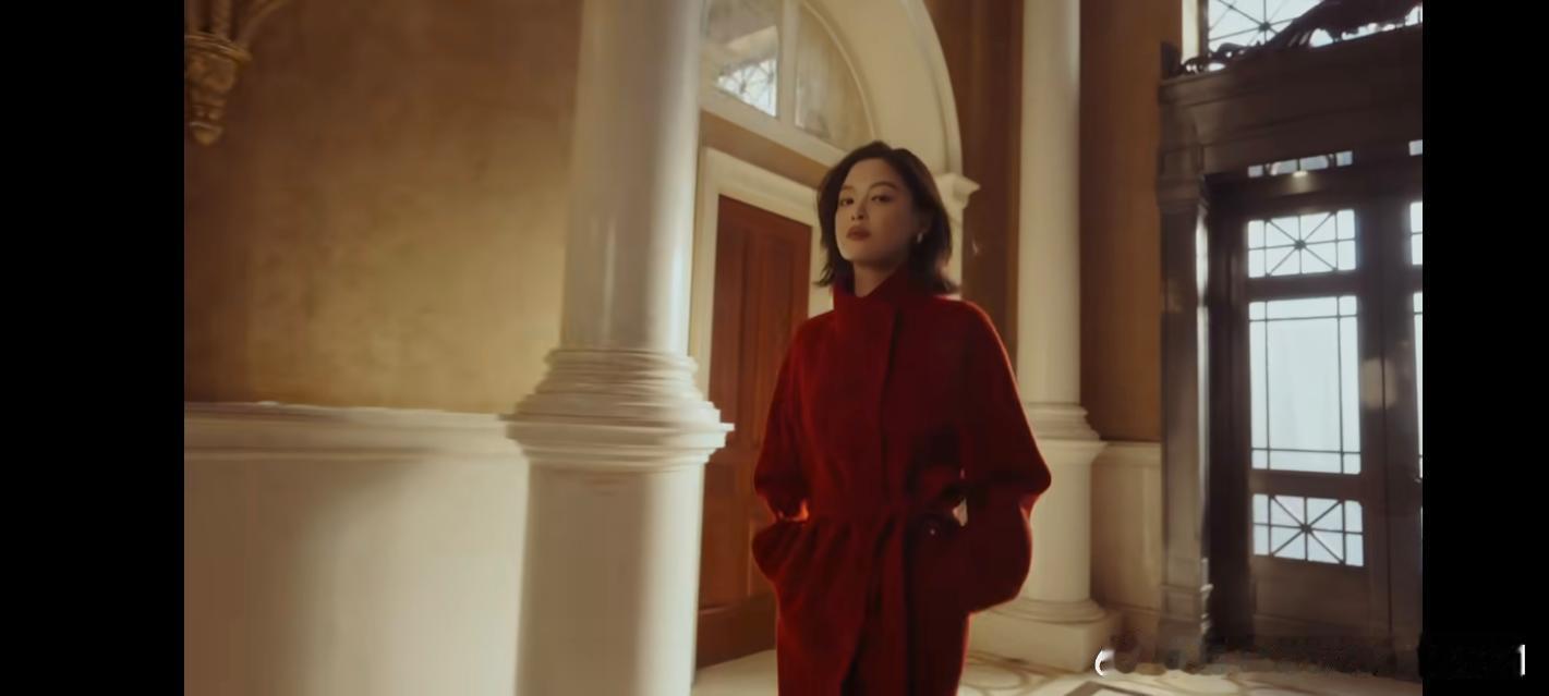 辛芷蕾的新主场珂莱蒂尔全球品牌代言人辛芷蕾  心跳瞬间加速！当