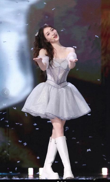 你好星期六心愿便利贴终极舞台好六即将上演心愿便利贴巅峰赛！三大战队全力备战终极舞