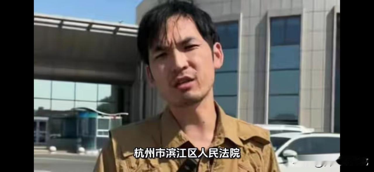 打假斗士铁头被判8年。
原因是索要黄金提供保护，俨然不是打假了，演变成了黑恶势力