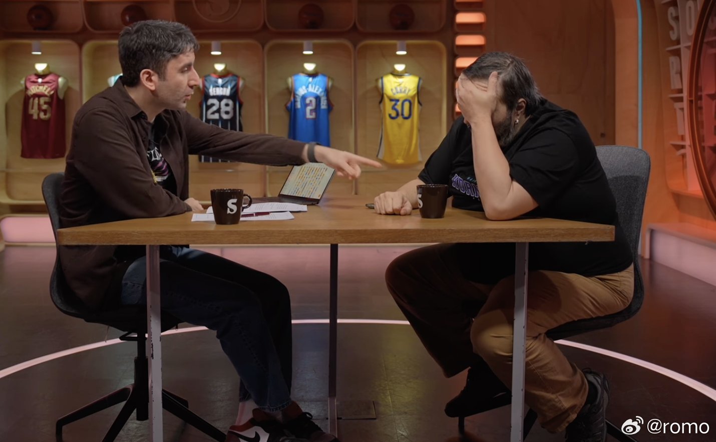 土耳其顶级NBA分析师卡恩·库拉尔谈火箭队本赛季的困境：· 乌度卡为什么从赛季开