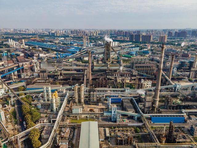 好家伙！中国钢铁突然不“贱卖”了！从明年开始，想买中国钢？得先“凭票”！
 
麻