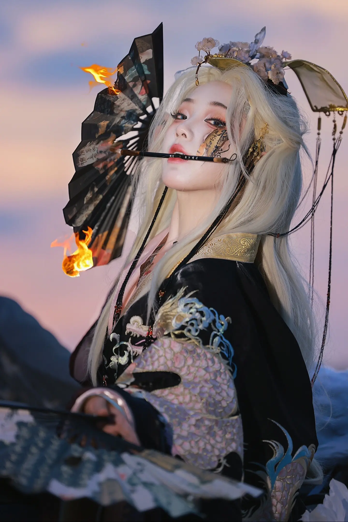 非遗拟人之-锦灰堆。和又迟在贵州拍的～ 出镜：  妆造