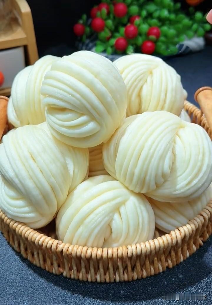 孩子不爱吃面食、挑食厌食？多亏小区宝妈姥姥教我的花卷手法，层层起酥巨好吃
 作为