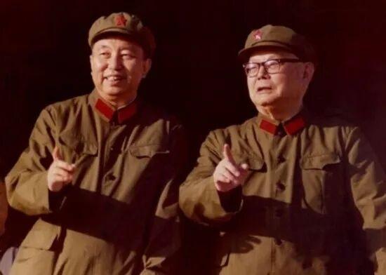 今天是10月6日，
在我们这一代人的记忆里，
这是一个不应忘记的日子。
“十月里