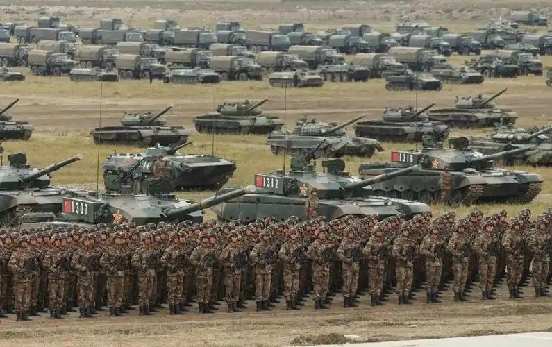 中国的隐忍，正在延缓第三次世界大战！只要中国忍不住动手了，世界很快就会站成两大阵