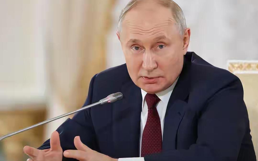 俄罗斯国防部当地时间7日发表声明说，过去24小时，俄军对乌克兰军用能源和交通基础