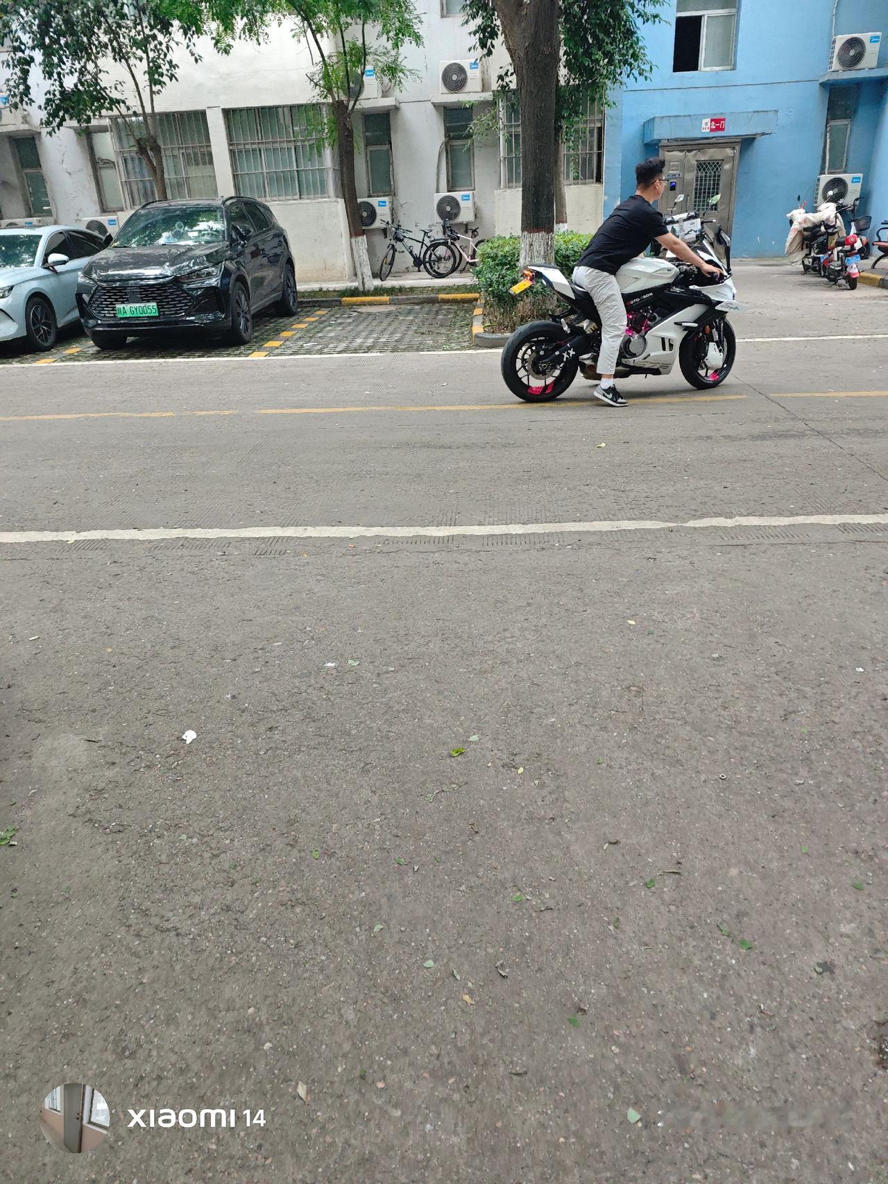 初恋，你到底还活着吗？