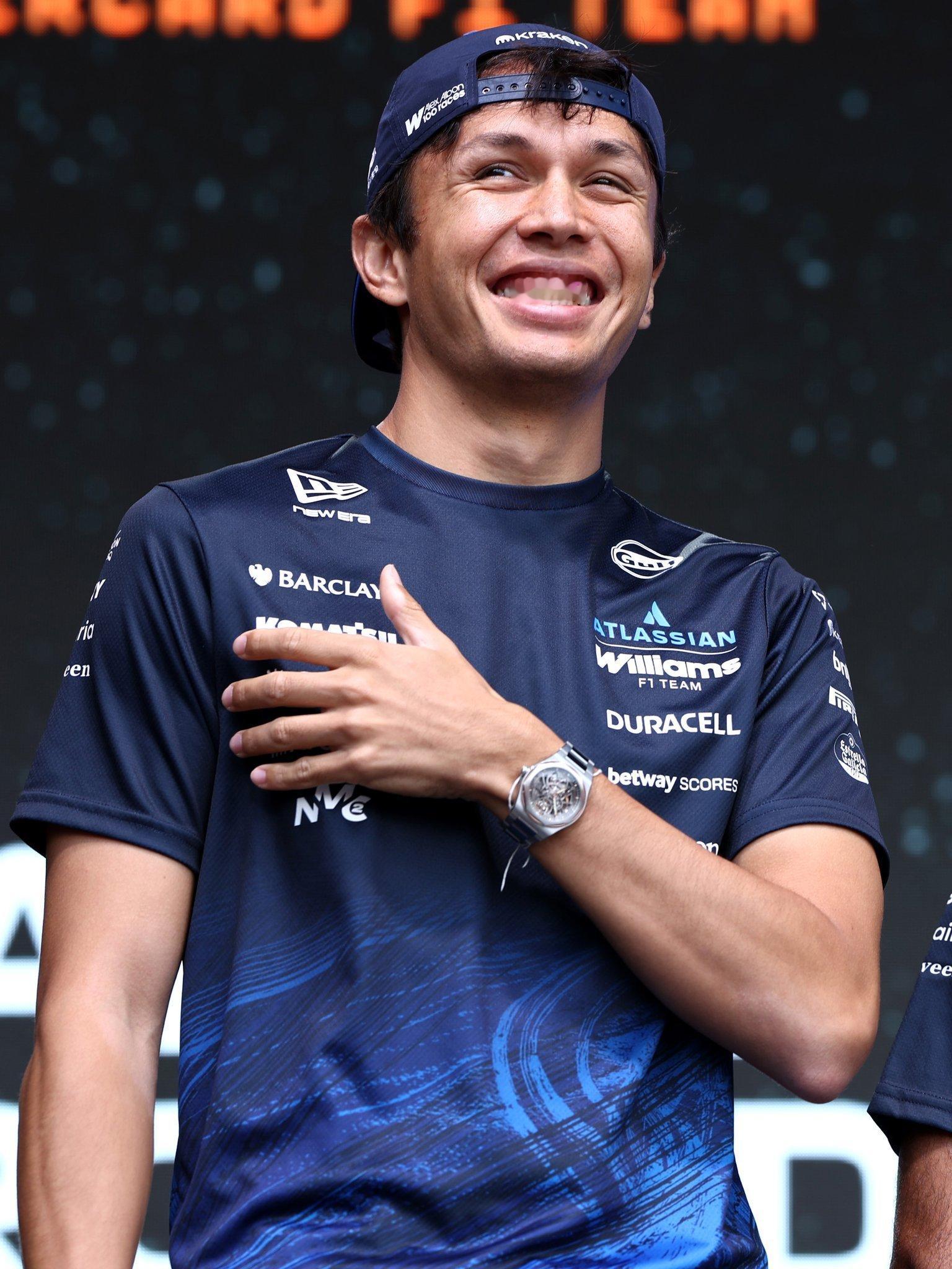 F1 据报道，亚历克斯·阿尔本正在与威廉姆斯车队就一份新合同进行谈判。这位泰国车
