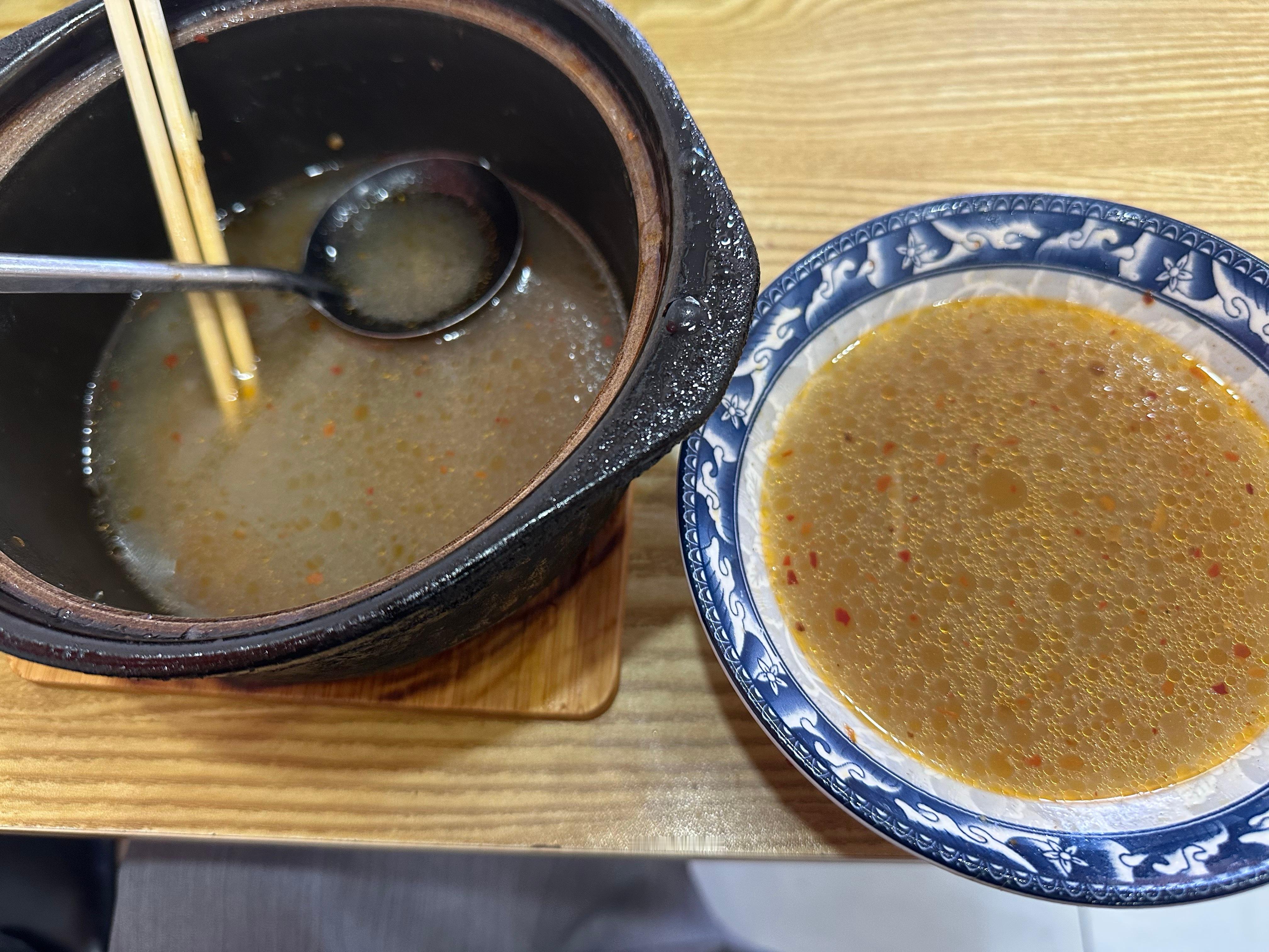 东北正宗云南过桥米线，权威不必多言[柯基] ​​​