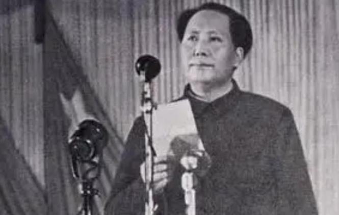 如果没有毛主席，中国会变成什么样？1980年，邓小平的一句话，说的十分透彻。
 