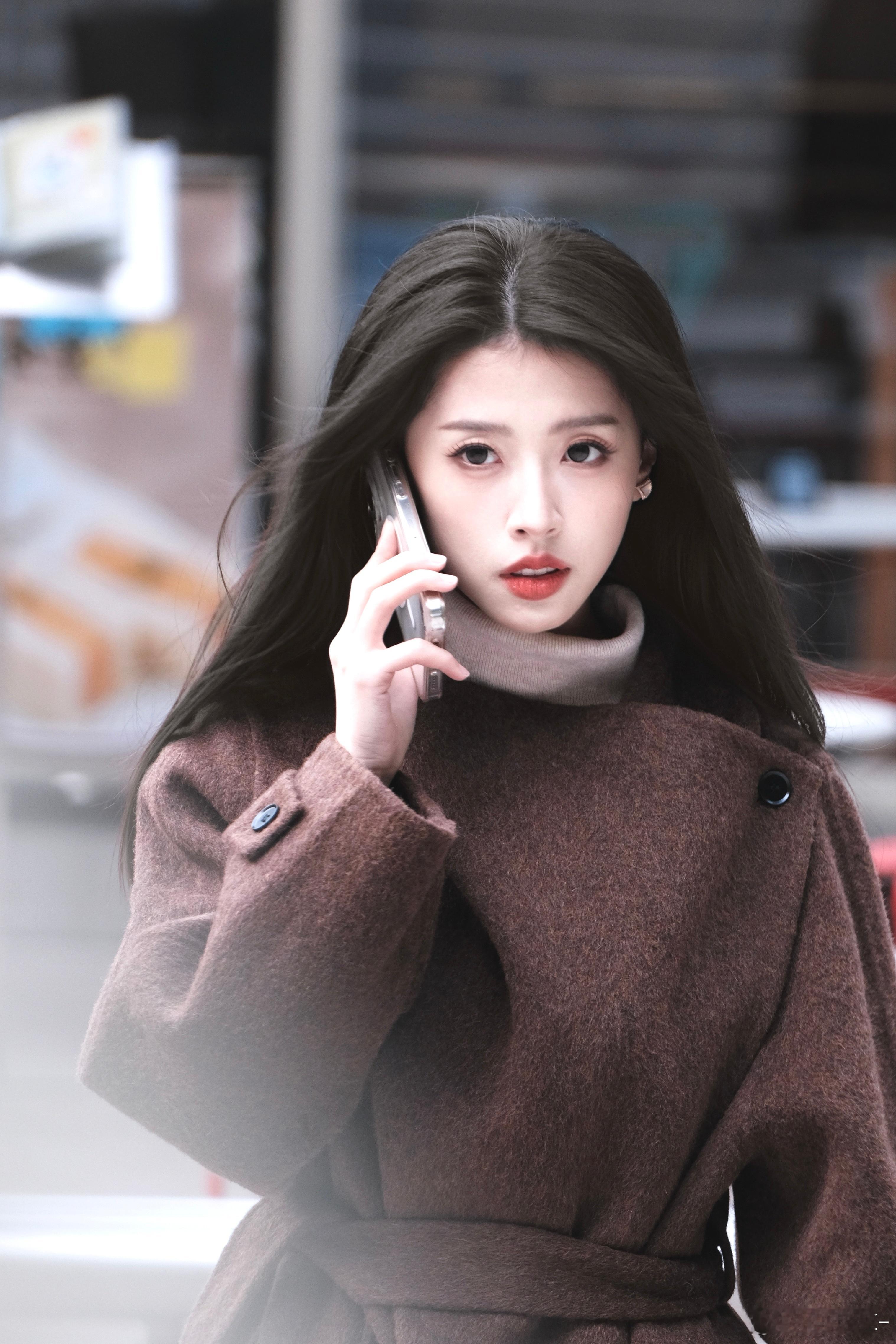 有没有哪个后援会缺站姐的！我俩都去应聘🙋《当我和闺蜜用站姐的方式互拍》👇 