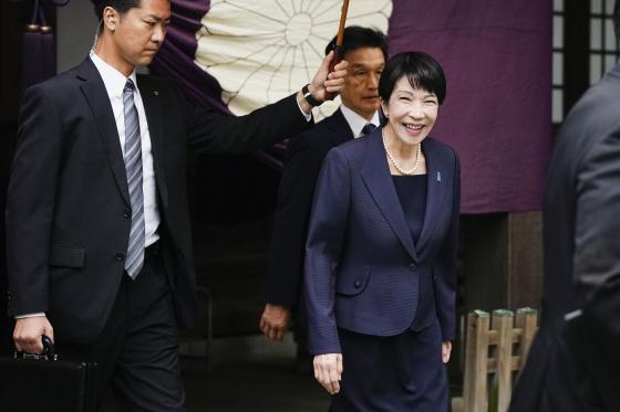 上周在微头条上发过一条预测高市首相是不是会参拜靖国神社的内容。当时预测的结论就是