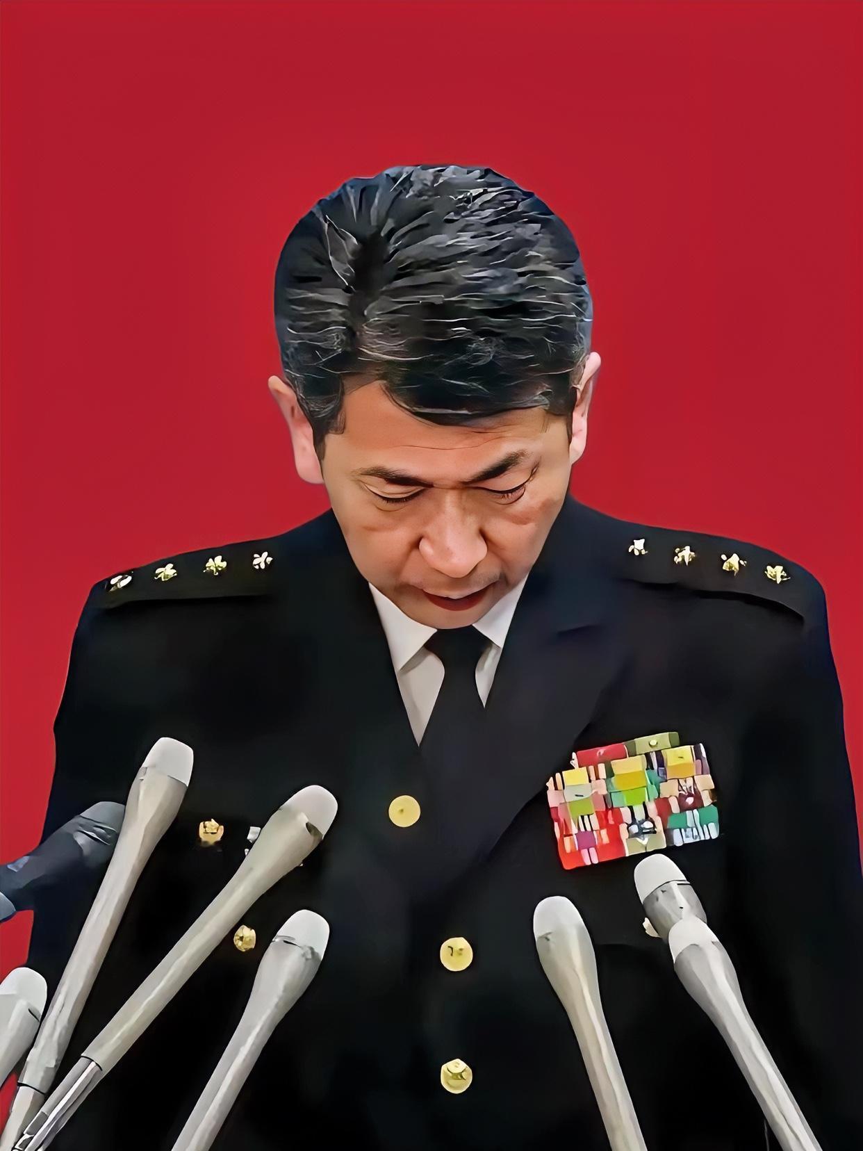 一枚脱靶火箭弹背后的自卫队安全困局

快讯！
日本公开道歉！
2025年12月1