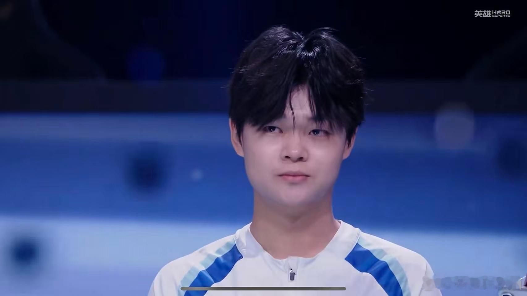 为派大兴亮起星星灯派大兴FMVP枪皮家人们，快把“排面”打在公屏上！发布会现场满