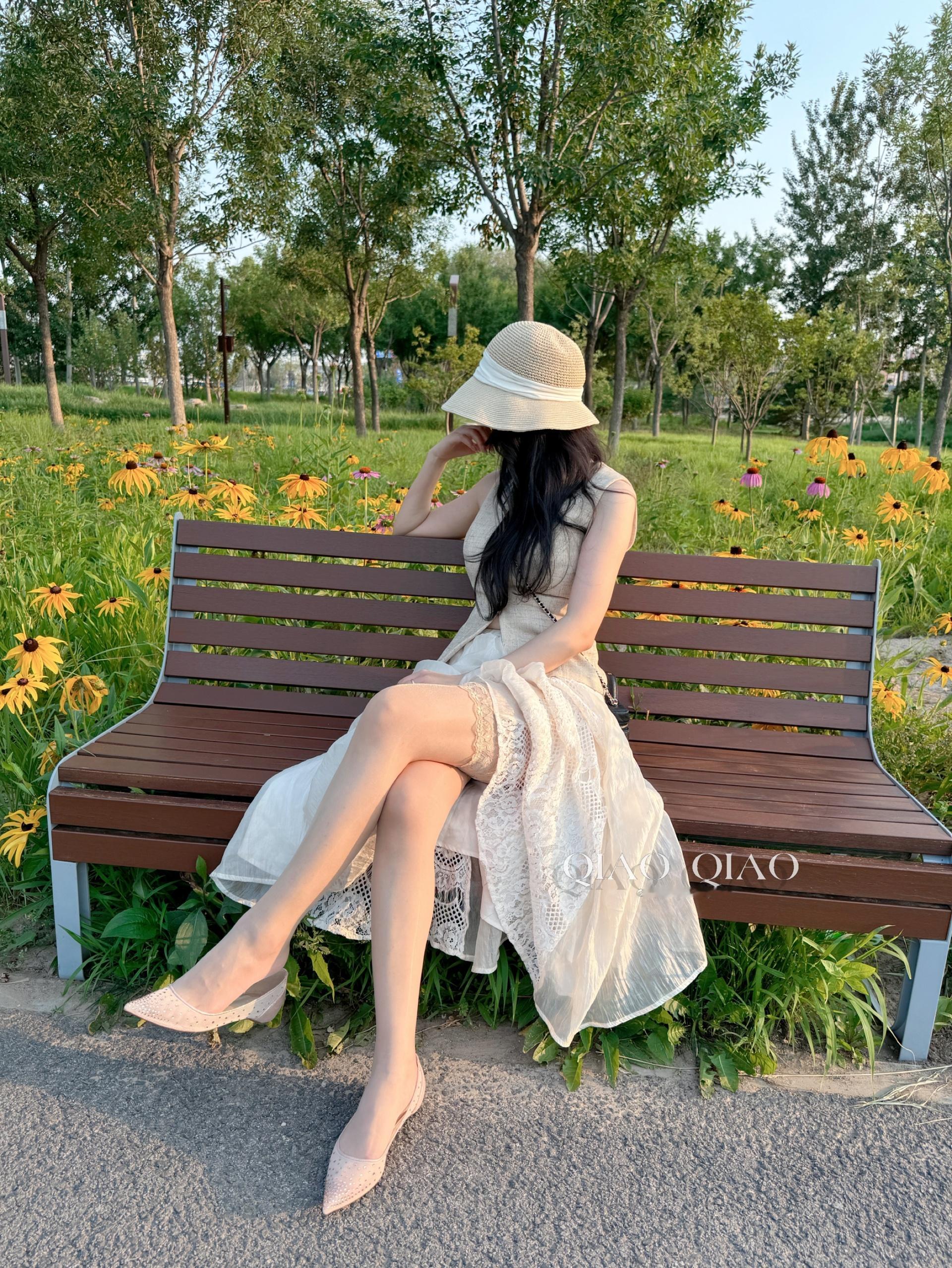 莫奈花园高筒袜涞觅润丝 ​​​