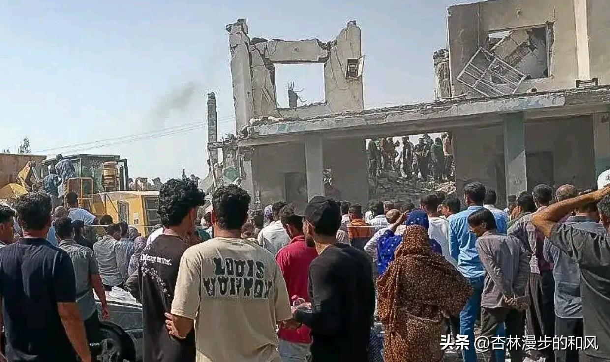 世界在打仗，我们在开会：看完才明白，为什么杀人放火的怕安家立业的

当特朗普忙着