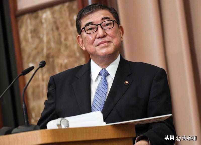 石破茂在日本一家电视台的广播节目上，公开反对高市早苗有关台湾的言论，直指她的说法